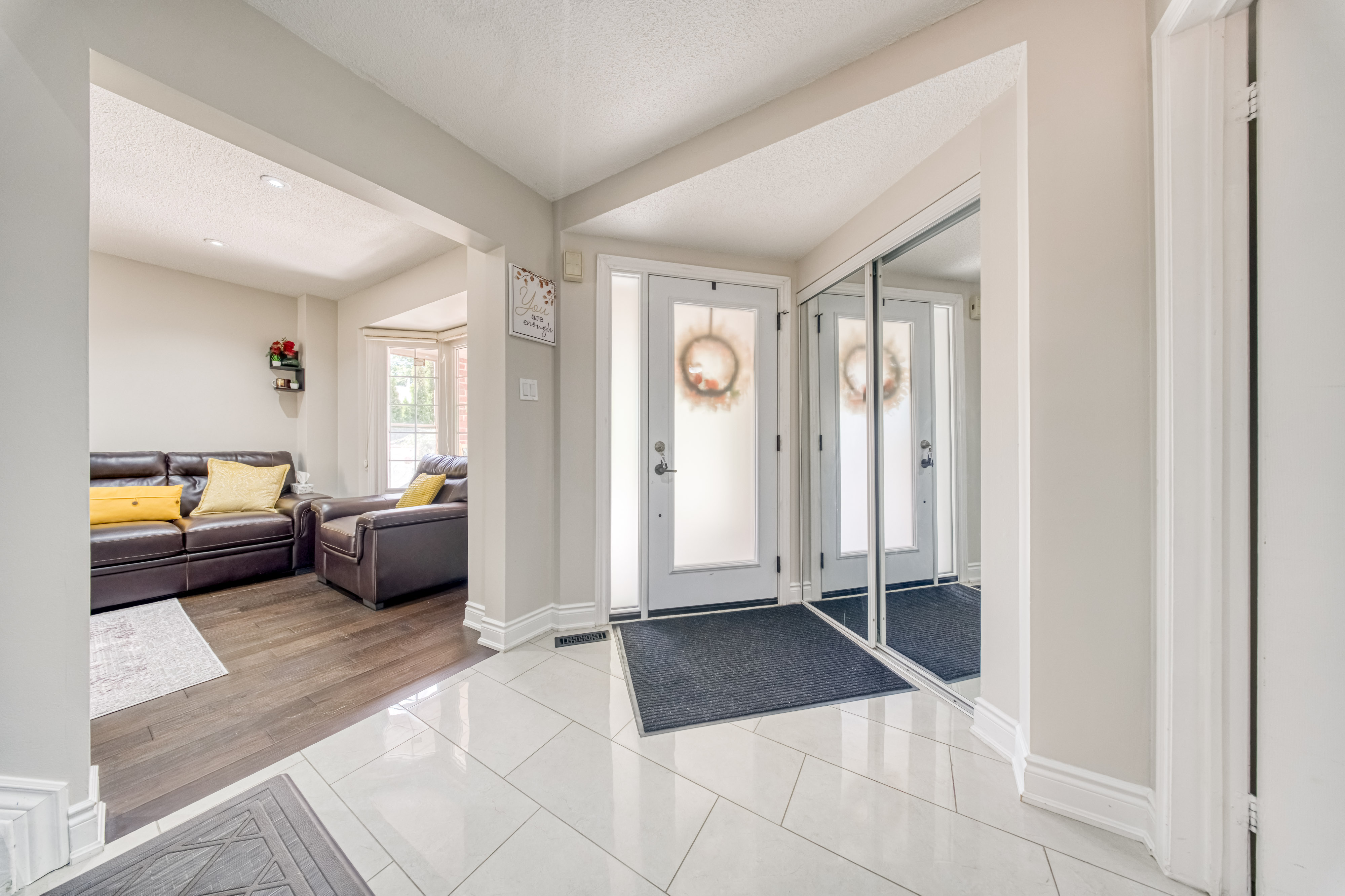 Foyer & Entrance